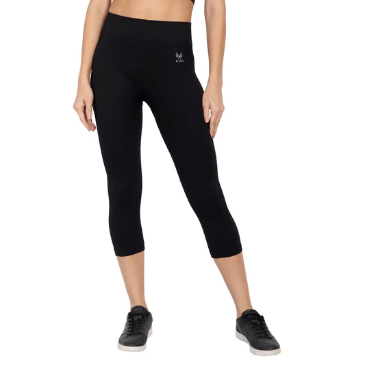 Heka Women Instill Mid Rise Capri - Black