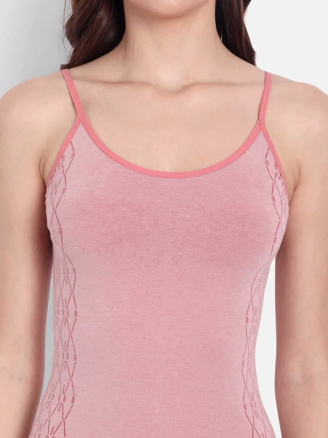 Heka Women Seamless & Breathable Graphic Camisole - Mistletoe