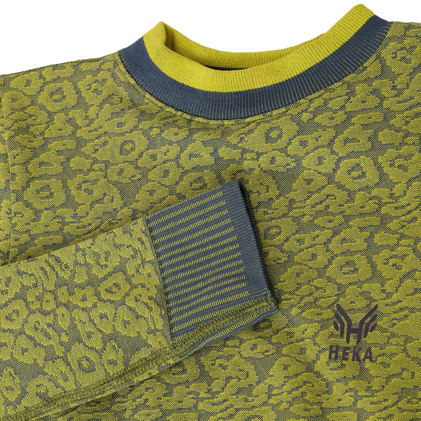 Heka Breathable Leopard -Camo Structured Seamless Crop Top - Green