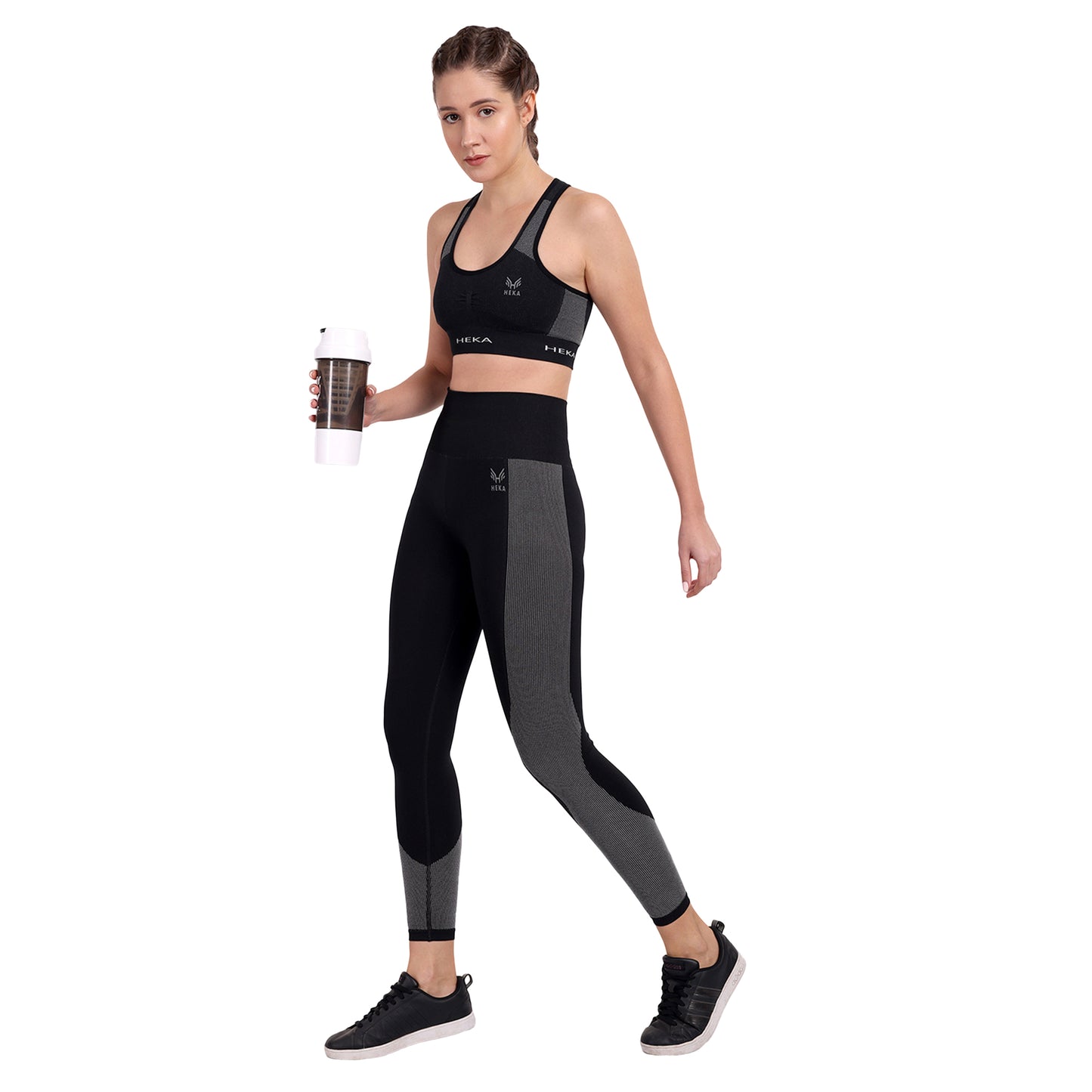 Heka Seamless U Neck Padded Sports Bra - Black